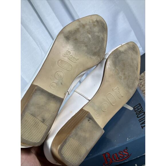 G.H Bass&Co Tailored Carbo White 1” Flats - Picture 6 of 11